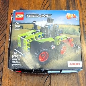 NIB Lego Technic Mini CLAAS XERION